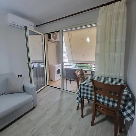 Apartment Green Studio