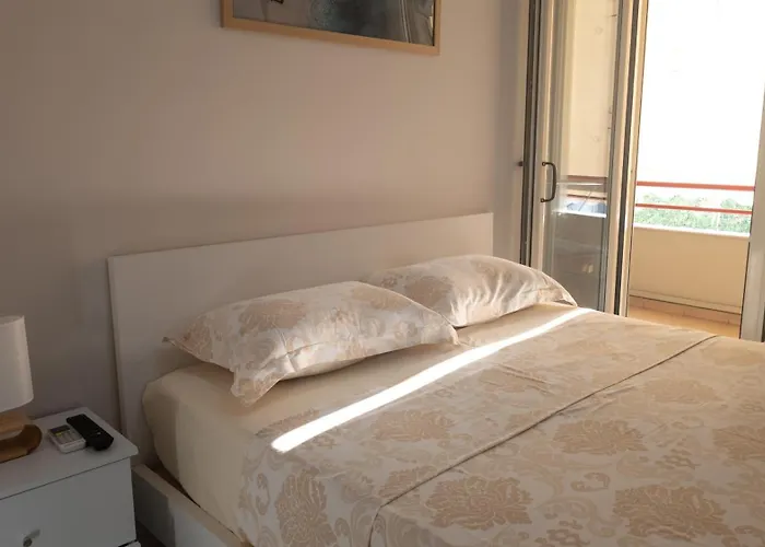 Lägenhet Green Studio Apartment Tirana